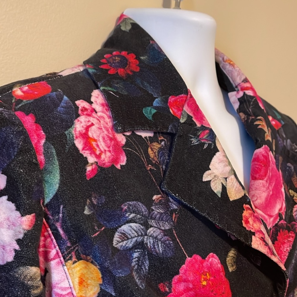 ZAZA COUTURE Jacket. Size Large - Picture 5 of 10
